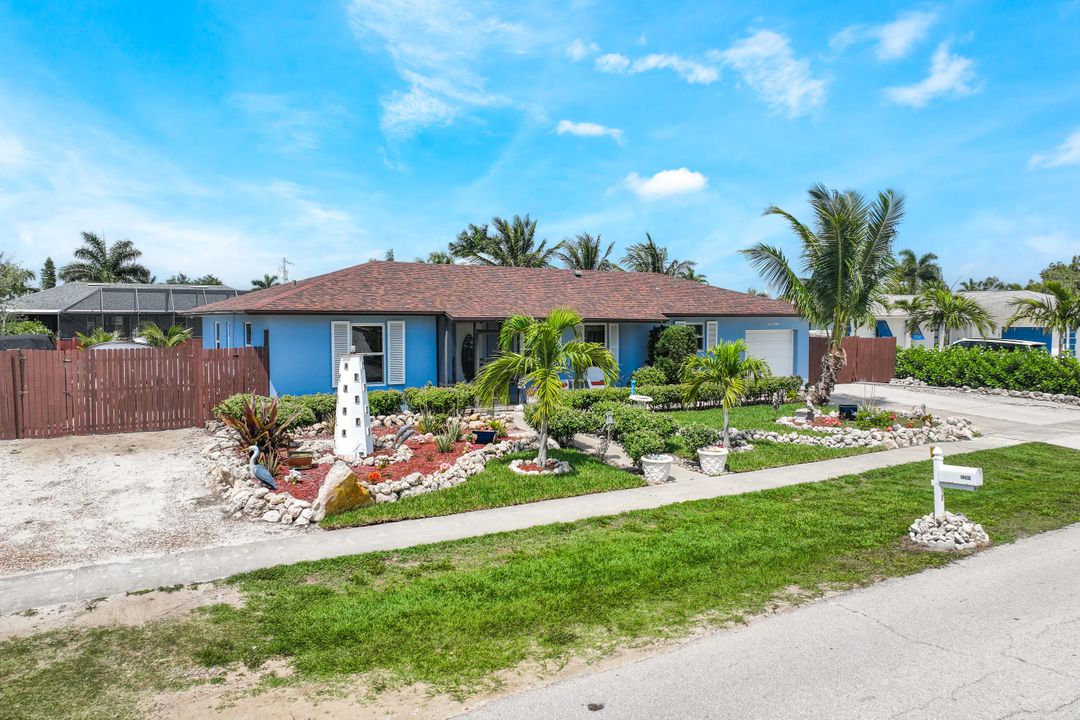 1208 Fruitland Ave, Marco Island, FL 34145