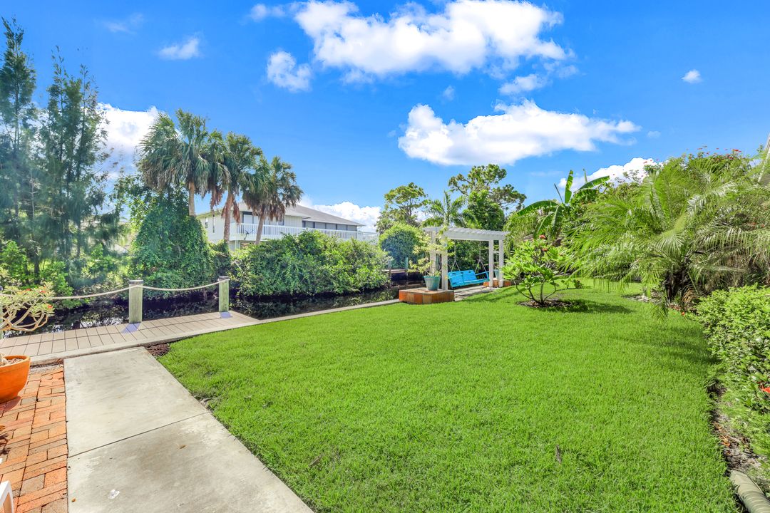 27234 Jolly Roger Ln, Bonita Springs, FL 34135