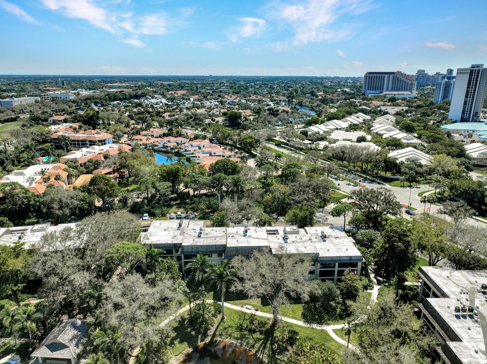 5954 Pelican Bay Blvd #223, Naples, FL 34108