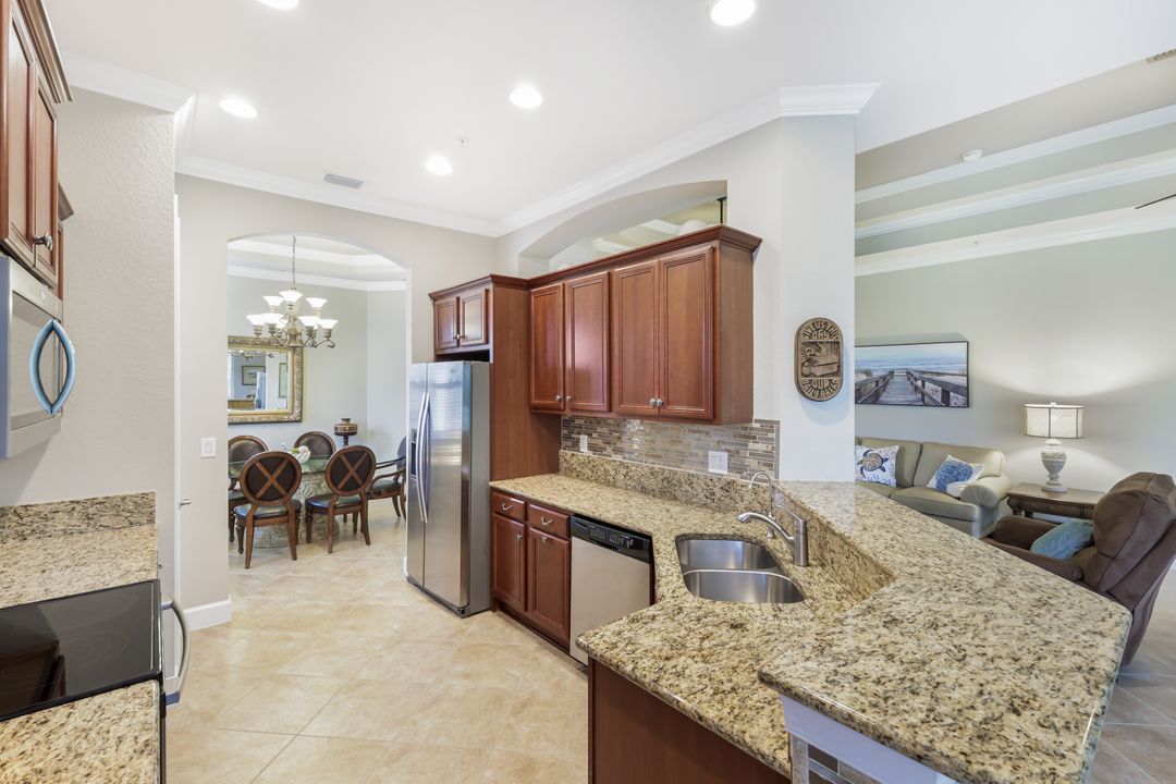 9520 Ironstone Terrace #202, Naples, FL 34120