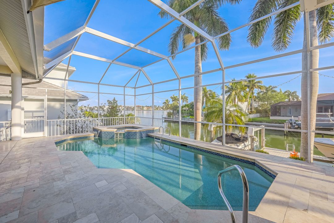 471 Renard Ct, Marco Island, FL 34145