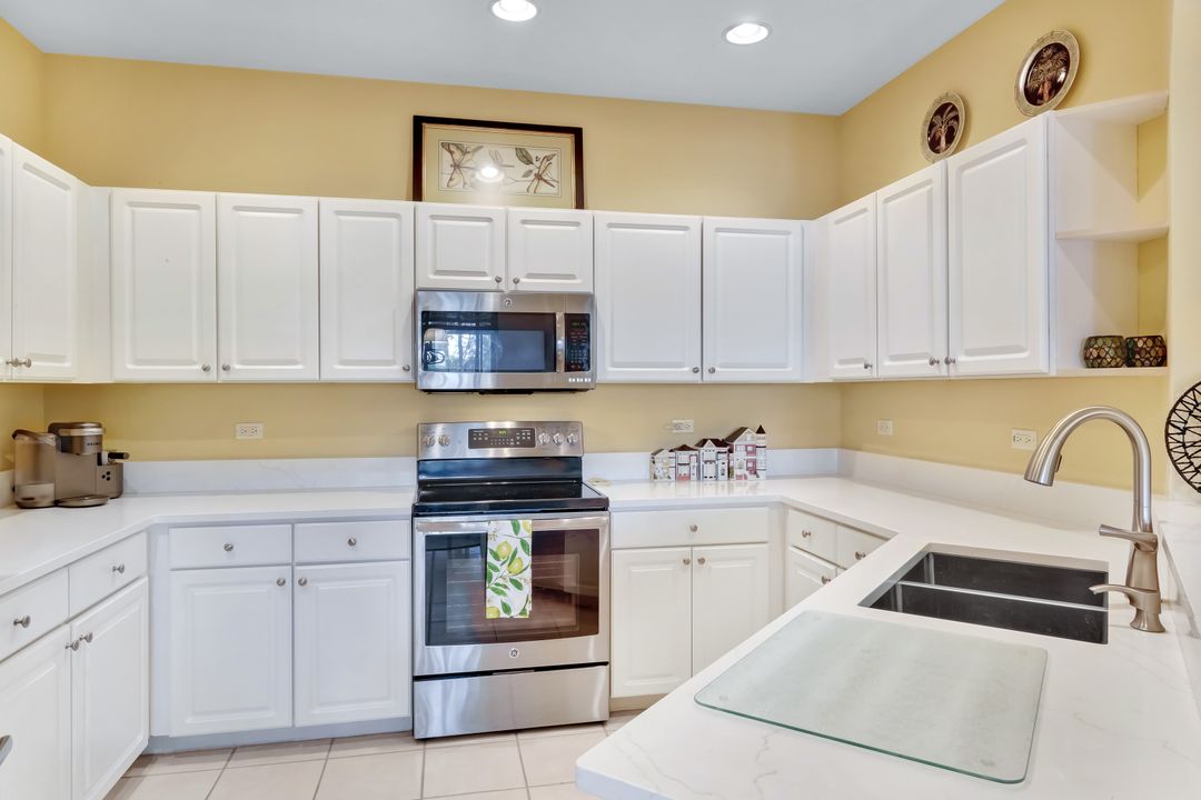 8488 Radcliffe Terrace #102, Naples, FL 34120