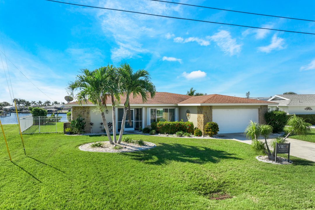 1100 SE 32nd St, Cape Coral, FL 33904