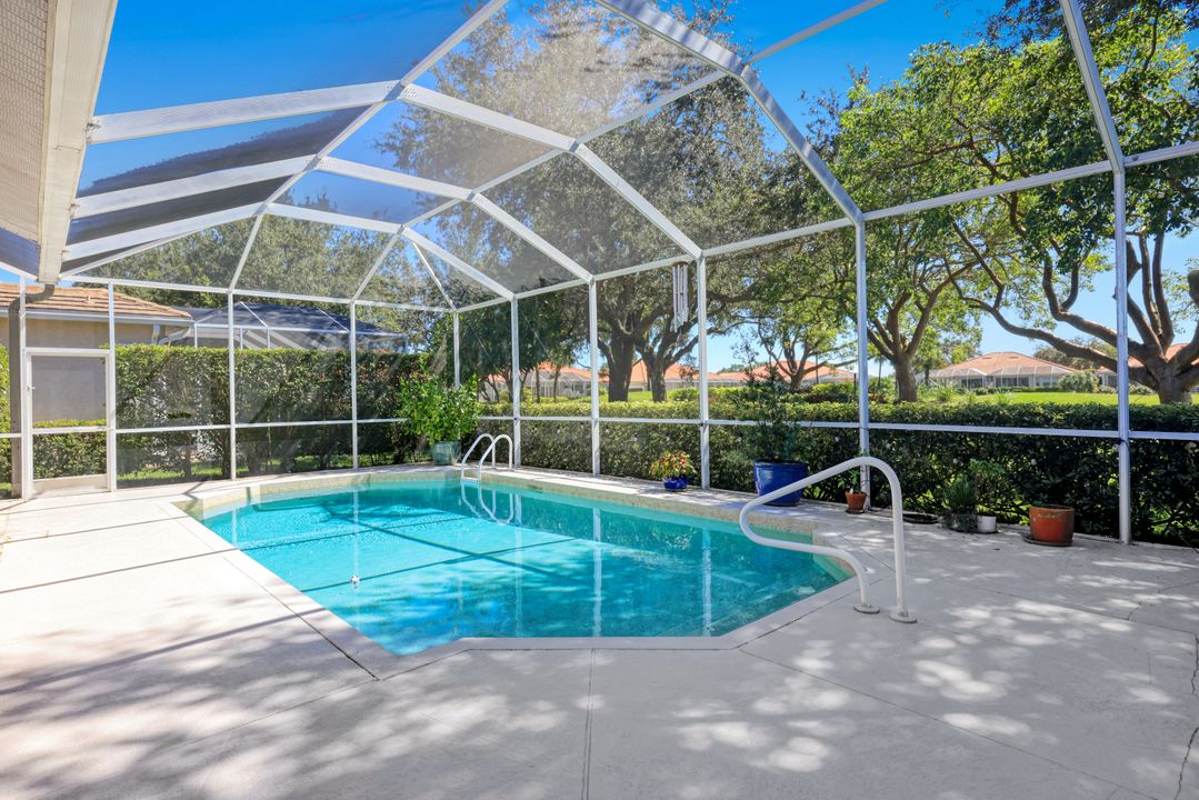 2143 Morning Sun Ln, Naples, FL 34119