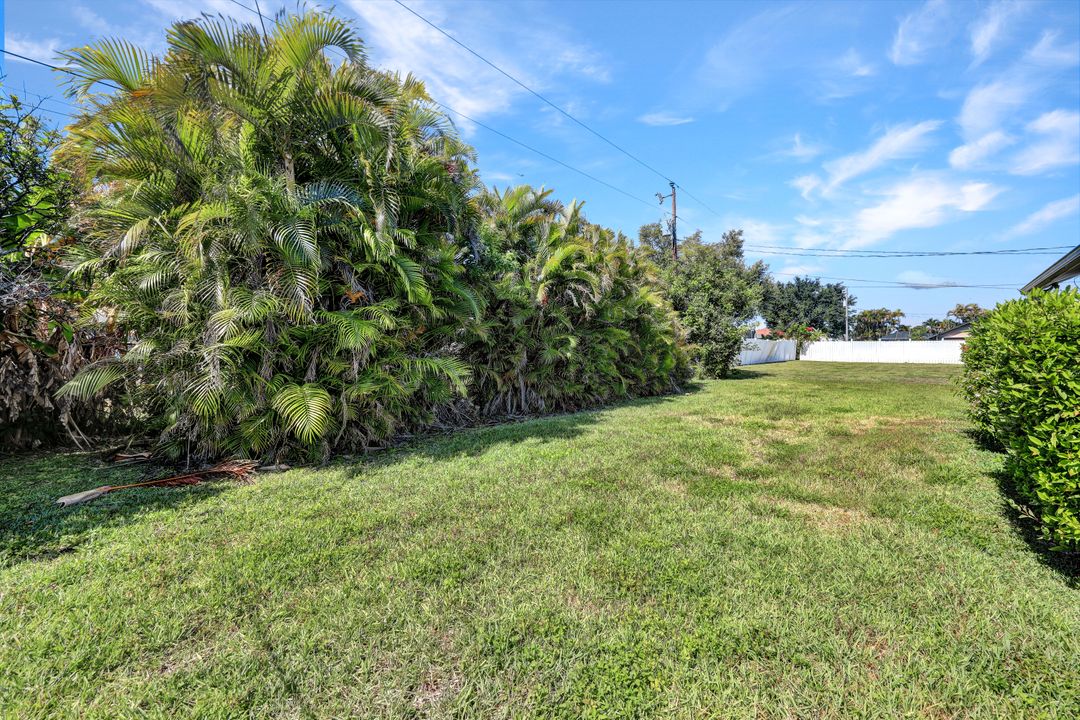 230 SW 39th St, Cape Coral, FL 33914