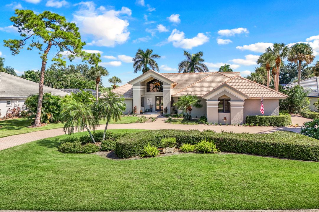 3709 Woodlake Dr, Bonita Springs, FL 34134