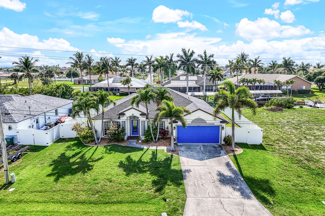 1926 SE 18th Ave, Cape Coral, FL 33990