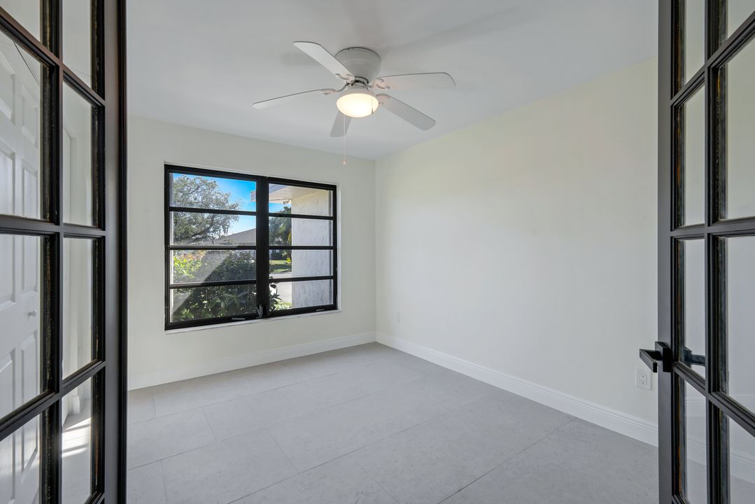 6274 Plumosa Ave, Fort Myers, FL 33908