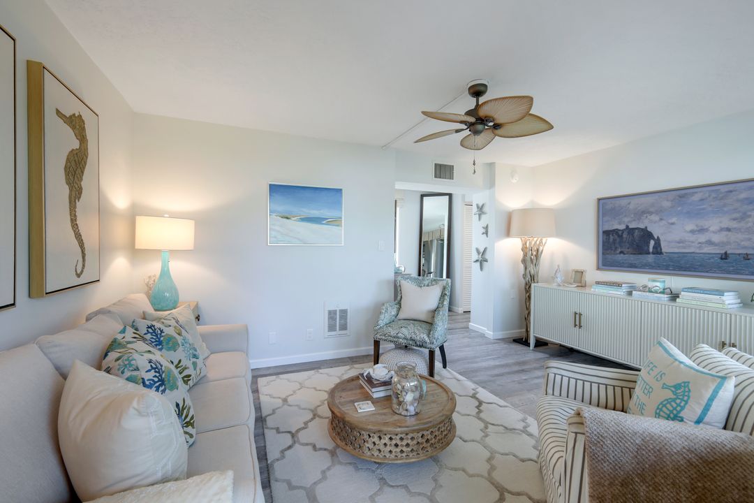 299 8th Ave S  #299A, Naples, FL 34102