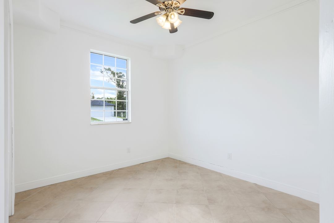 3705 Kilarney St, Fort Myers, FL 33905