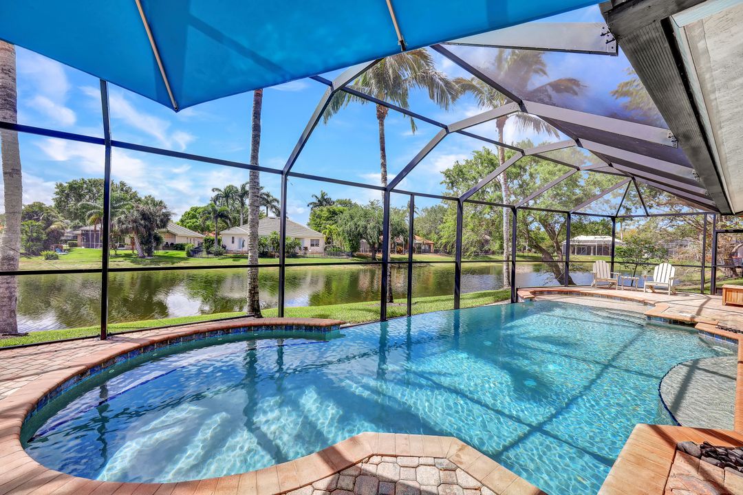 8146 Las Palmas Way, Naples, FL 34109