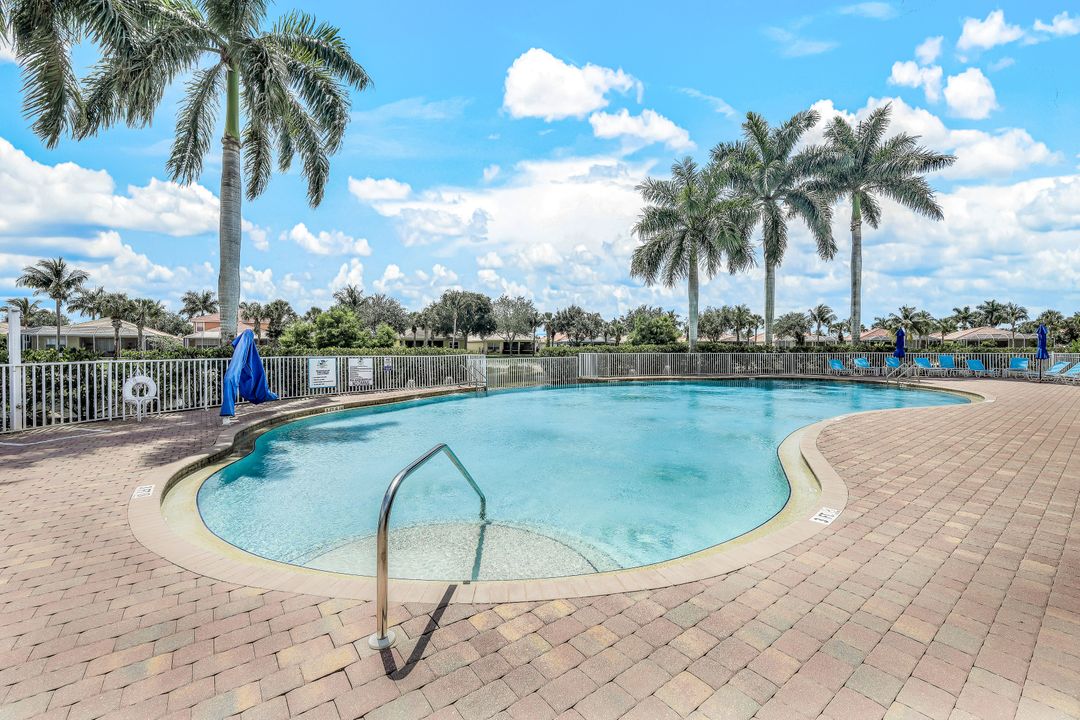 14701 Cranberry Ct, Naples, FL 34114