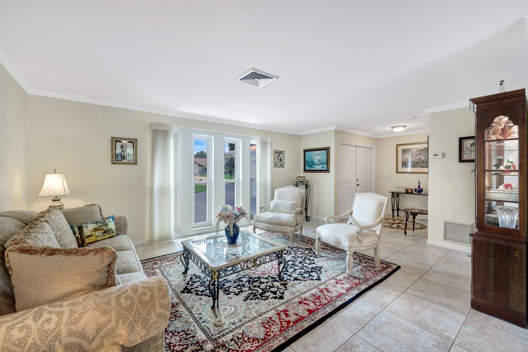 119 Coral Vine Dr, Naples, FL 34110