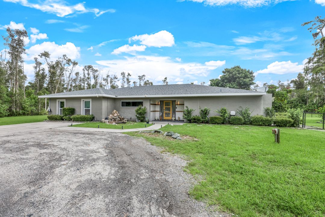 6481 Quail Hollow Ln, Fort Myers, FL 33912