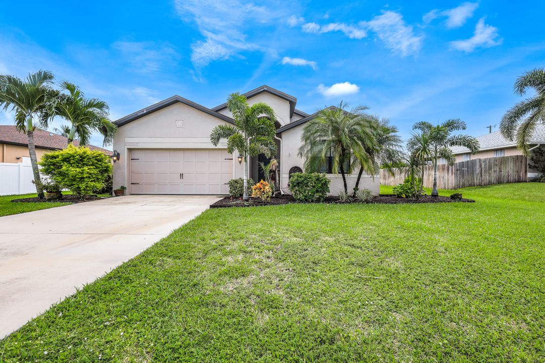 1120 SW 22nd Terrace, Cape Coral, FL 33991