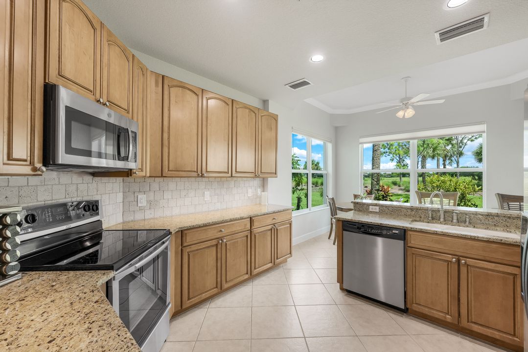 9204 Quartz Ln #101, Naples, FL 34120