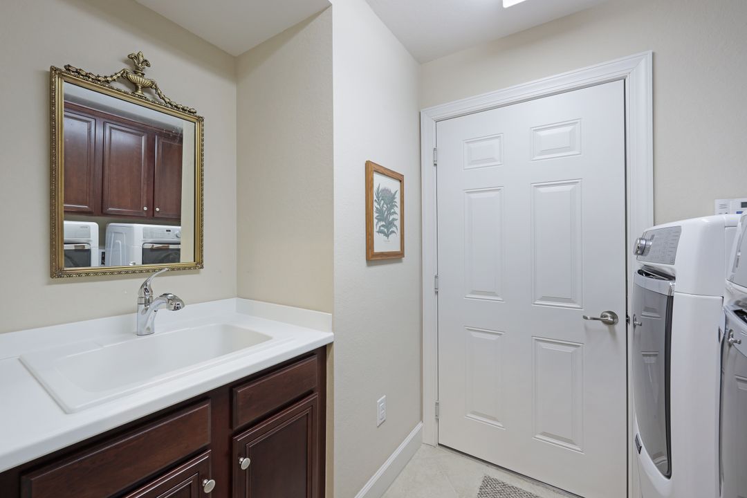 9516 Ironstone Terrace #101, Naples, FL 34120