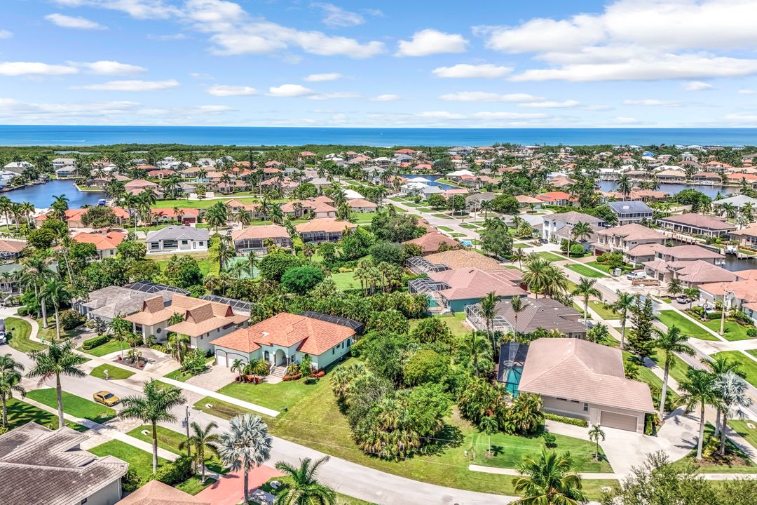 650 Lewis Ct, Marco Island, FL 34145