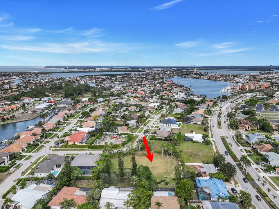 441 Elk Cir, Marco Island, FL 34145