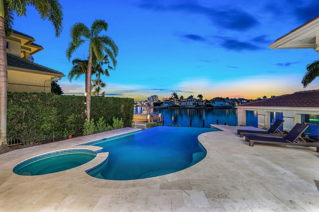 255 Bay Point, Naples, FL 34103