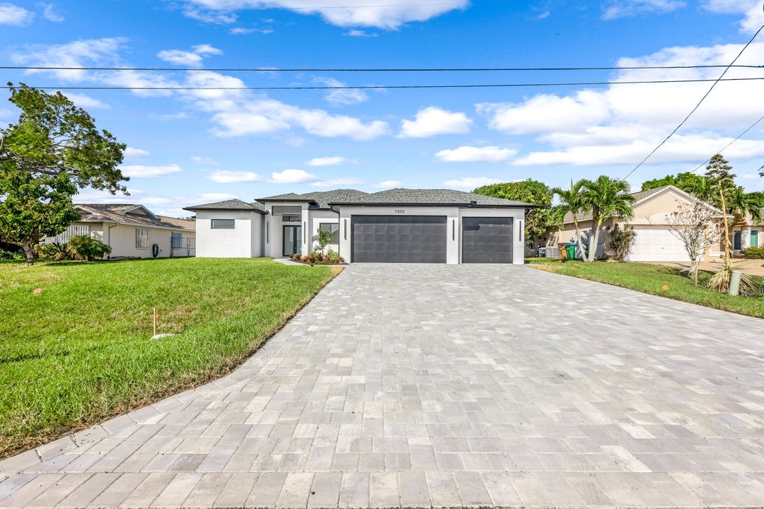 1005 SW 13th St, Cape Coral, FL 33991