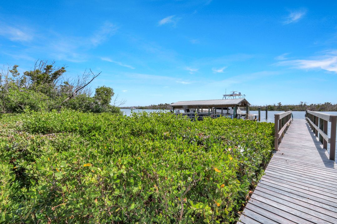 16143 Captiva Dr, Captiva, FL 33924