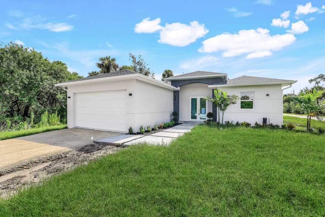 3790 Desoto Blvd S, Naples, FL 34117