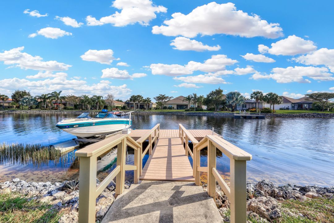 9225 Gypsum Way, Naples, FL 34120