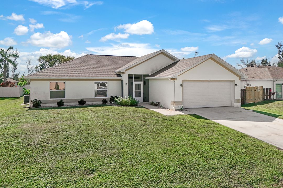 1912 SW 10th Terrace, Cape Coral, FL 33991