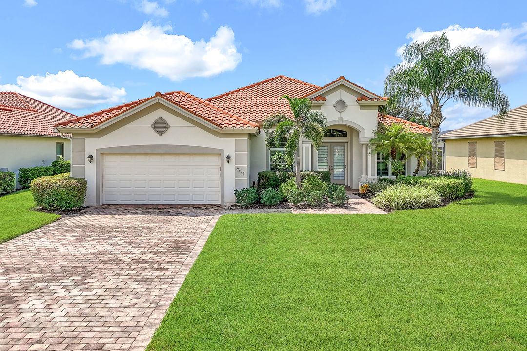 9412 Copper Rock Ct, Naples, FL 34120