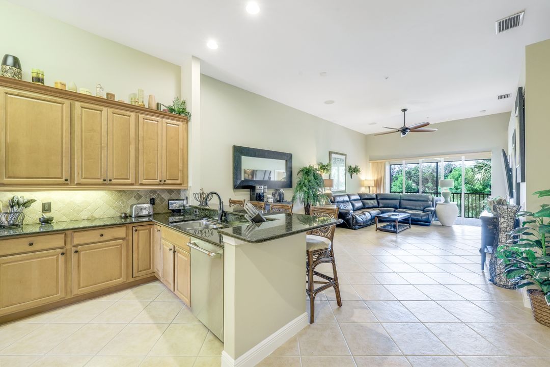 11081 Corsia Trieste Way #204, Bonita Springs, FL 34135