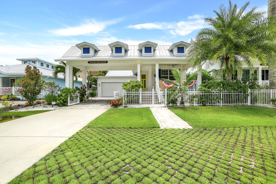 158 Jeepers Dr, Naples, FL 34112