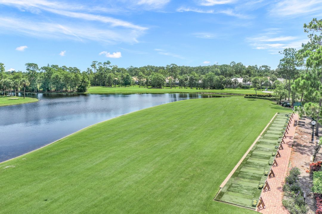 8530 Danbury Blvd #202, Naples, FL 34120