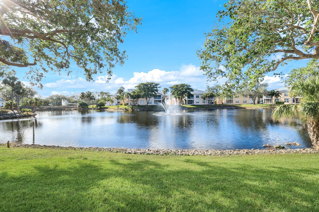 760 Wiggins Lake Dr #203, Naples, FL 34110