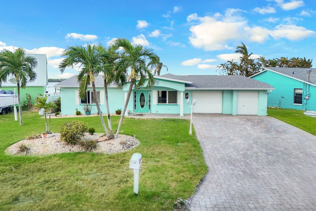 11803 Island Ave, Matlacha, FL 33993