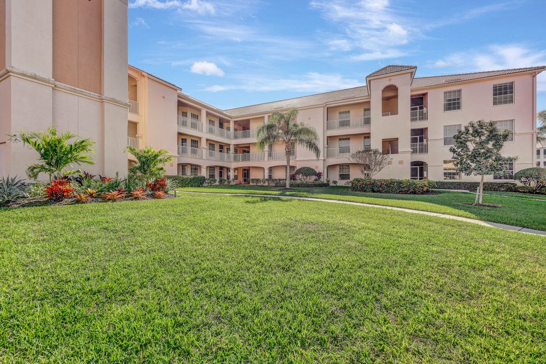 9180 Southmont Cove #108, Fort Myers, FL 33908