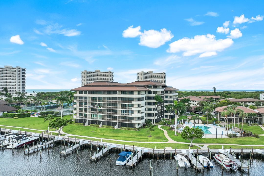 591 Seaview Ct #A-202, Marco Island, FL 34145