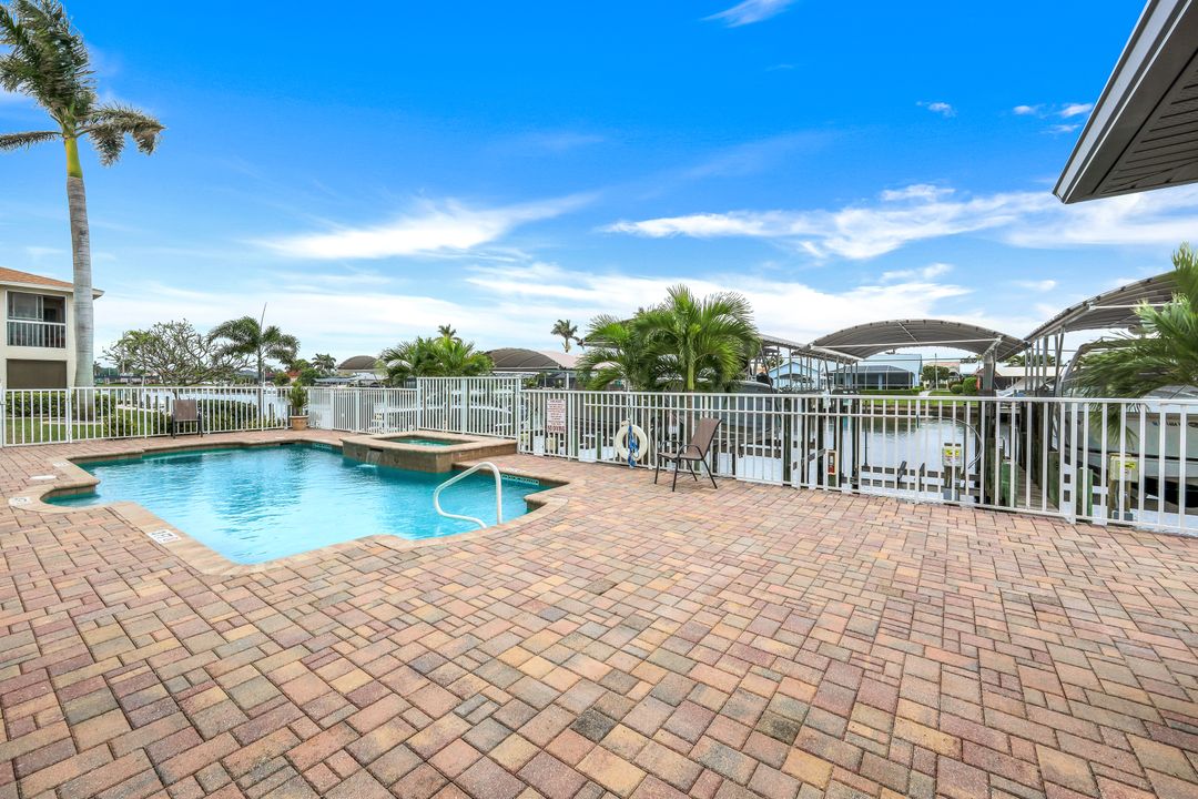 1713 Beach Pkwy #301, Cape Coral, FL 33904