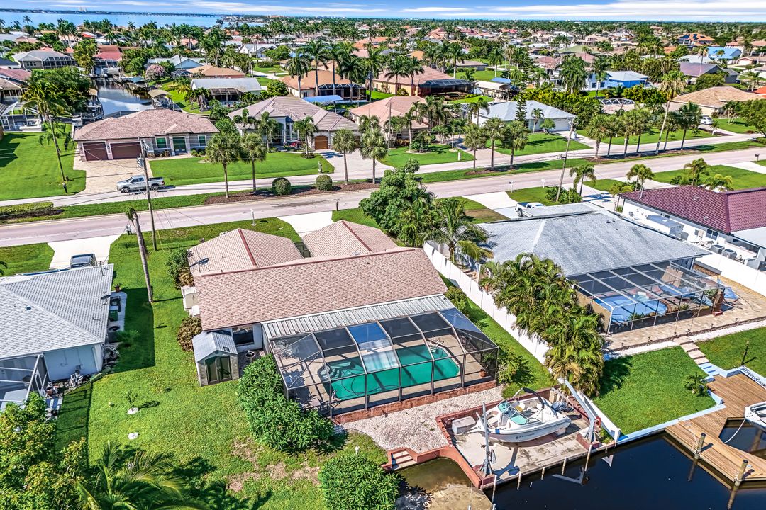 2243 Everest Pkwy, Cape Coral, FL 33904