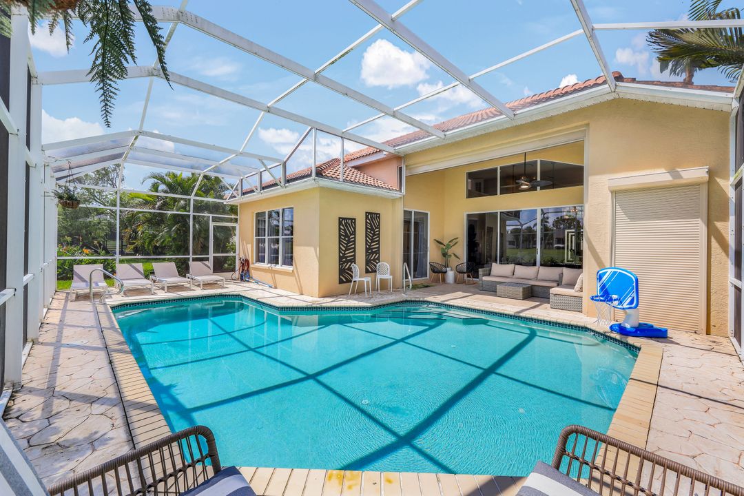 14852 Crescent Cove Dr, Fort Myers, FL 33908