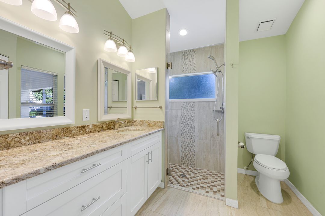 6643 Craven Hill Way, Naples, FL 34104