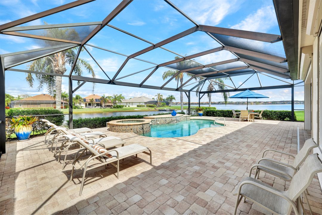 9399 Slate Ct, Naples, FL 34120