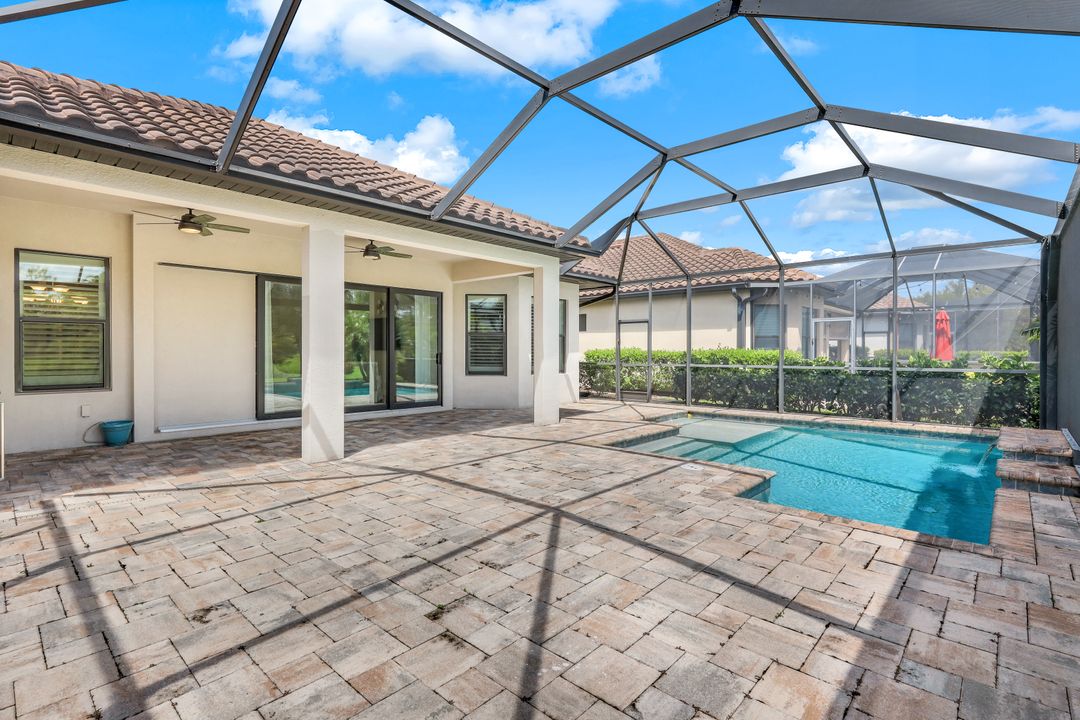 23737 Pebble Pointe Ln, Bonita Springs, FL 34135