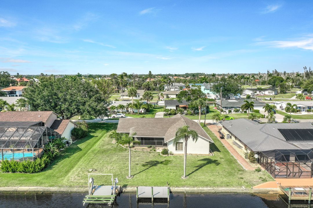 6181 Plumosa Ave, Fort Myers, FL 33908