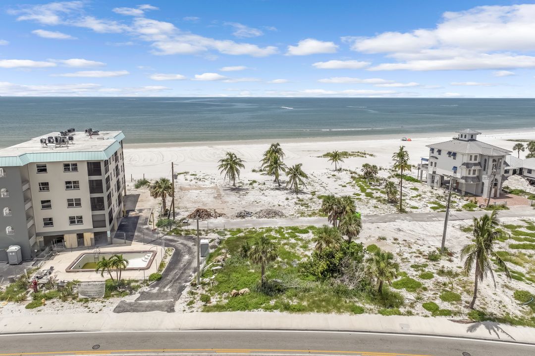 2912 Estero Blvd, Fort Myers Beach, FL 33931