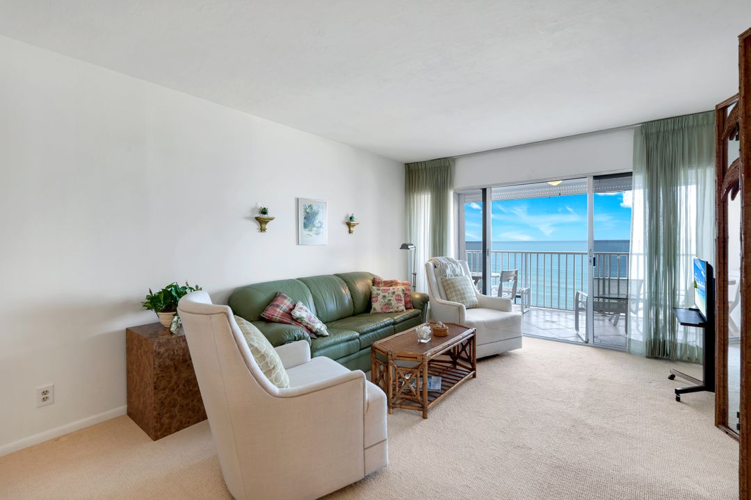 3443 Gulf Shore Blvd N #511, Naples, FL 34103