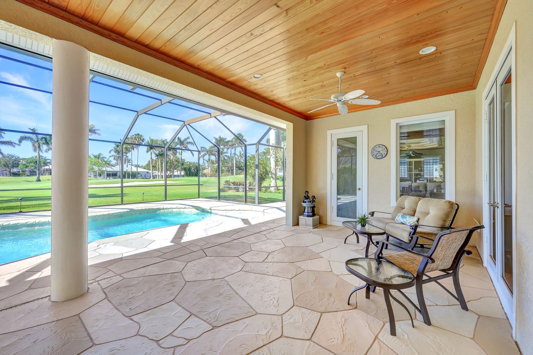 540 Harbour Dr, Naples, FL 34103