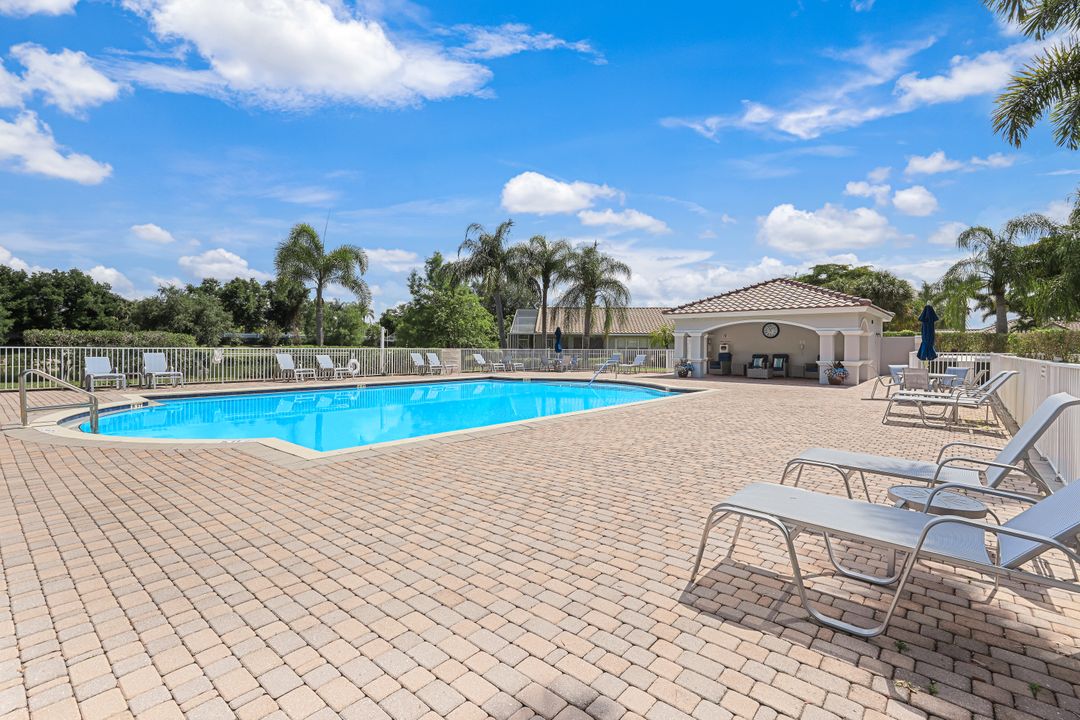 8885 Cascades Isle Blvd, Estero, FL 33928