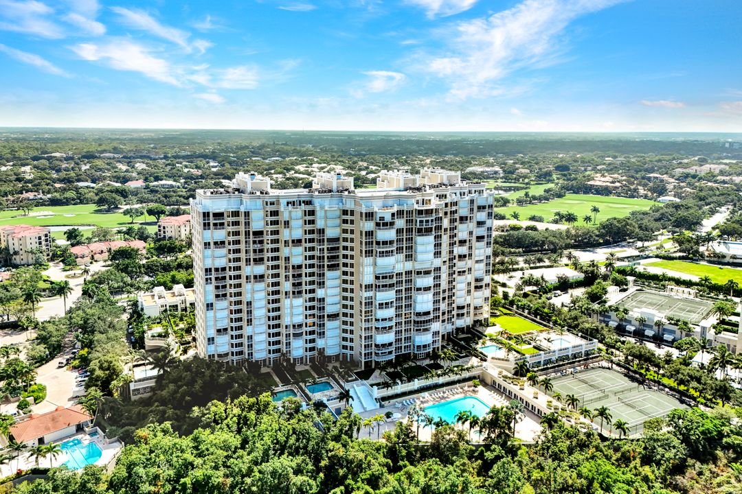 7117 Pelican Bay Blvd #1604, Naples, FL 34108