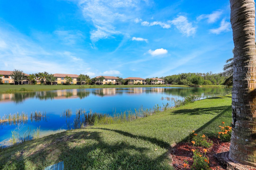 28561 Westmeath Ct, Bonita Springs, FL 34135